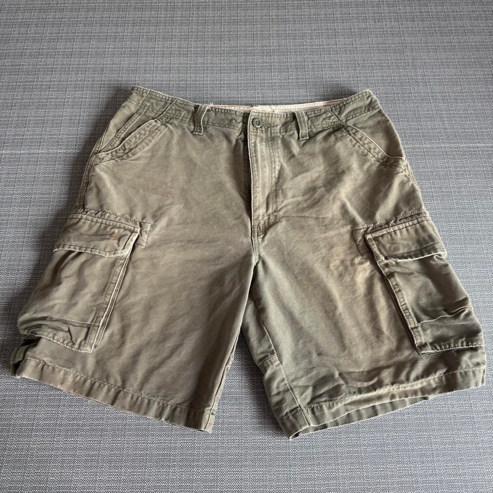 Urban Pipeline Up green Cargo Shorts men's Size 36